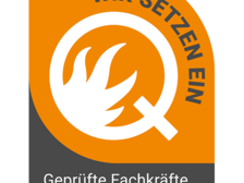 Fachkraft für Rauchwarn&shy;melder bei Muster Elektro in Musterstadt